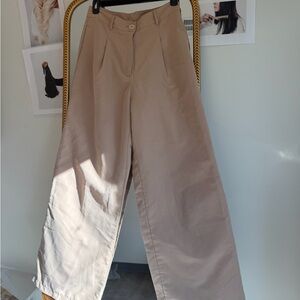 Women's Tan Pants